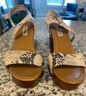 Steve Madden Wooden Block Heel thumbnail 2