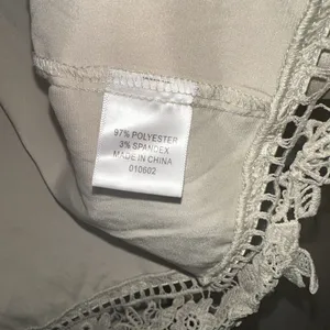 Birdy Grey‎ Claudine Lace Robe Shiny Satin Neutral Champagne Size XL/XXL thumbnail 9