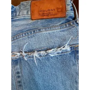 Moussy Light Blue Distressed Denim Jeans Size 24 thumbnail 6