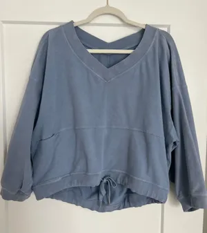 Lululemon Sweatshirt thumbnail 1