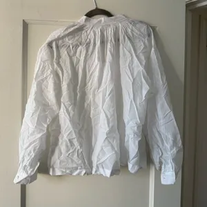 Madewell Shirred Long-Sleeve Top in Eyelet White Size Medium NWT thumbnail 10