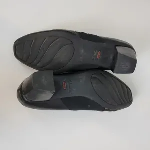 Clarks Womens Shoes Size 7.5 Black Leather Sugar Spice Heeled Slip On Pumps thumbnail 10