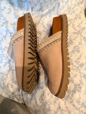 The Sak Leather Slipons thumbnail 5