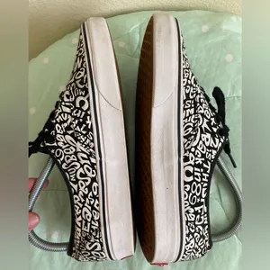 RARE Vans A Tribe called Quest ATCQ Women’s size 8.5 / Mens size 7 thumbnail 4