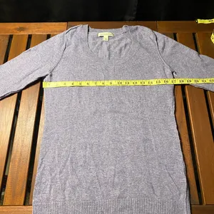 Banana Republic Women's Purple Sweater size M thumbnail 3
