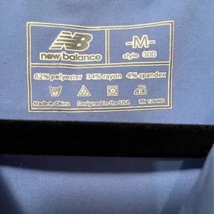 *30off3* New Balance Zip Up Lightweight sweatshirt with‎ pockets.​ thumbnail 8