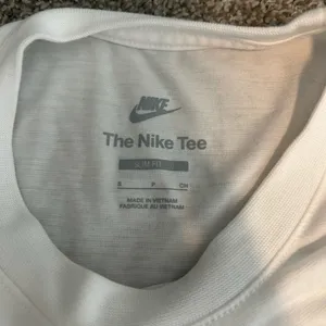 Nike White Tee thumbnail 2