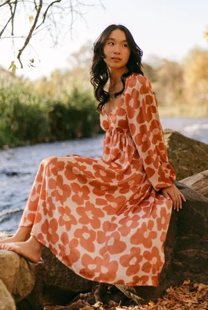 *NEW* Mittoshop Light My Love Floral Midi Dress thumbnail 1