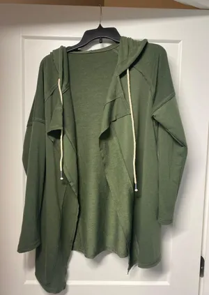 Cardigan/Jacket Green Size M thumbnail 1