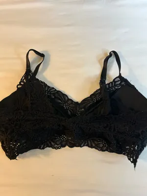 Harve Bernard Black Lace Bralette thumbnail 3