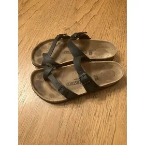 Birkenstock Women’s Black Mayari Strappy Buckle Sandals US 7 EU 38 thumbnail 3