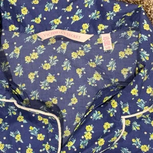 Victorias Secret Blue Floral Polka Dot Pajama Set Long Sleeve Top Shorts Large thumbnail 5