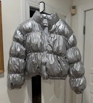 Steve Madden metallic puffer  thumbnail 1