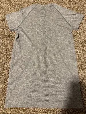 Lululemon Swiftly Tech Short Sleeve 6 thumbnail 4