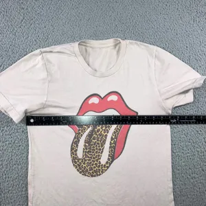 Rolling Stones T-Shirt Women Small Tan Leopard Tongue Graphic Crewneck Band Tee‎ thumbnail 4