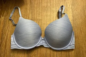 Victoria’s Secret Bra thumbnail 1