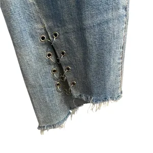 7 For All Mankind Ring-Detail Straight Jeans Riviera statement cropped capris thumbnail 6