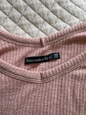 Abercrombie Off-The-Shoulder Top thumbnail 2