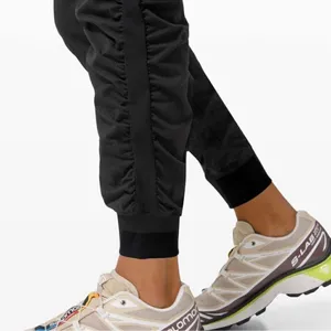 Lululemon Beyond the‎ Studio 7/8 Jogger Black 4 thumbnail 3