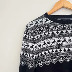 ASOS Design Knitted Fairisle Sweater Winter Christmas Print Size Small thumbnail 2