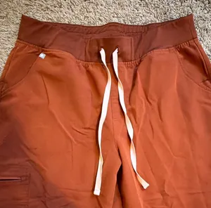 FIGS Women’s Zamora Jogger Scrub Pant in Limited Edition Auburn Size XL/T thumbnail 4