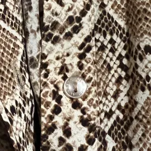 Anine Bing Chelsea Silk Brown Snake Python Dress Long Sleeve Shirt Dress‎ Animal thumbnail 4