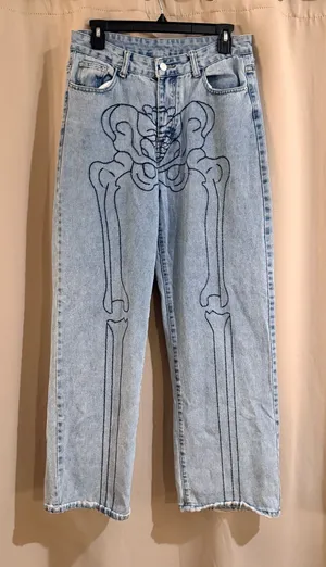 Romwe Light Wash Skeleton Graphic High-Rise Women’s Jeans thumbnail 1