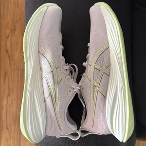 ASICS cumulus 27 thumbnail 3