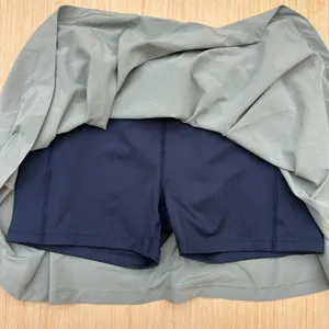 Beyond Yoga two-tone pleated skirt in sage green and navy size S small thumbnail 4