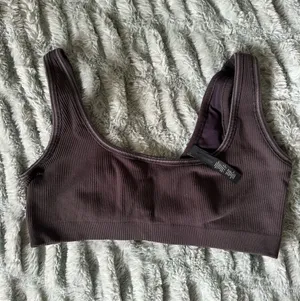 Skims nike bra  thumbnail 2