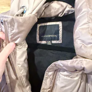 Weatherproof Women’s Hooded Puffer Vest Taupe size Large thumbnail 4