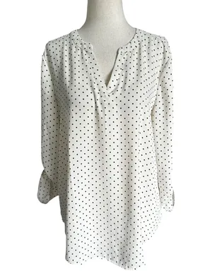 Maurices Ivory Polka Dots Top Women's Blouse Size Small | 38-11 thumbnail 1