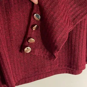 C'Est La Vie Womens Mock Neck Sweater Ribbed Long Sleeve Button Cuff Maroon XL‎ thumbnail 3