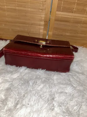 Giani Bernini Red/Burgundy Leather Embossed Handbag purse bag thumbnail 2