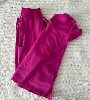 mandala scrubs pink thumbnail 1