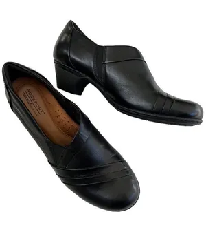 EUC Rockport leather heels Black Size 7.5 thumbnail 1