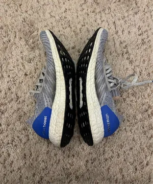 Adidas Ultraboost Shoes thumbnail 4