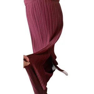 Lulu's Compelling Poise Burgundy Plisse Cutout Sleeveless Gown‎ Size Large NWOT thumbnail 4