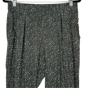 Lululemon Jogger Butterfly Texture Black White Size 8 thumbnail 7