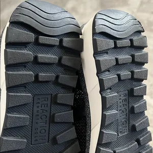 Kenneth Cole Reaction Kuerq EZ Mary Jane Sneakers in Black Knit, Size 5 thumbnail 9