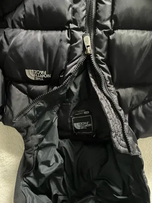 The North Face 550 Bomber Puffer Jacket thumbnail 3