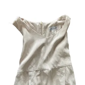Stunning vintage 90s off white midi dress 🔥 thumbnail 2