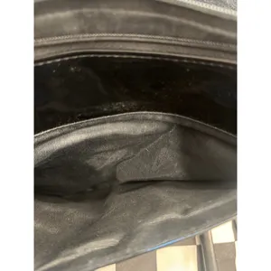Vintage Black Patent Leather Shoulder Bag Purse Flap Gold Buckle Genesis thumbnail 7