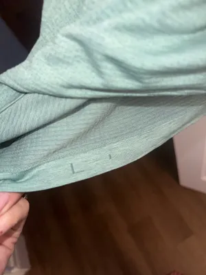 Men’s Lululemon T-Shirt thumbnail 4