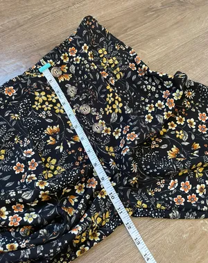 wide leg pants floral button detail boho women’s size XS thumbnail 13