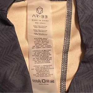 AR-33 Alpha High Waist Gray Purple Ombré Womens‎ SZ Medium Athletic Leggings NEW thumbnail 5