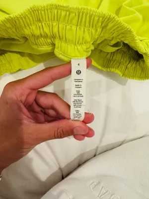Lululemon Hot Hot Shorts thumbnail 4