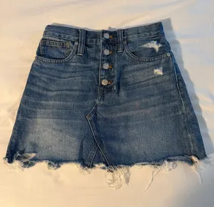 Madewell Blue Distressed Button-Front Denim Mini Skirt thumbnail 1