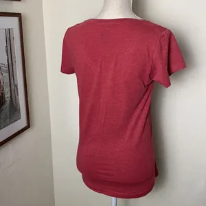 University of South Carolina Fighting Gamecocks V-Neck Tee Size XL (Runs Small) thumbnail 4