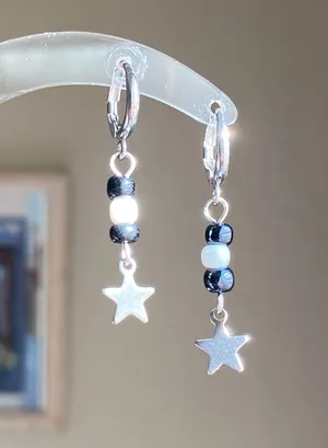 Handmade grunge fairy whimsical y2k star dangle earrings⭐️ thumbnail 1